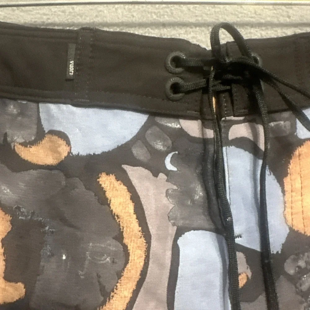 Vuori infinity boardshorts